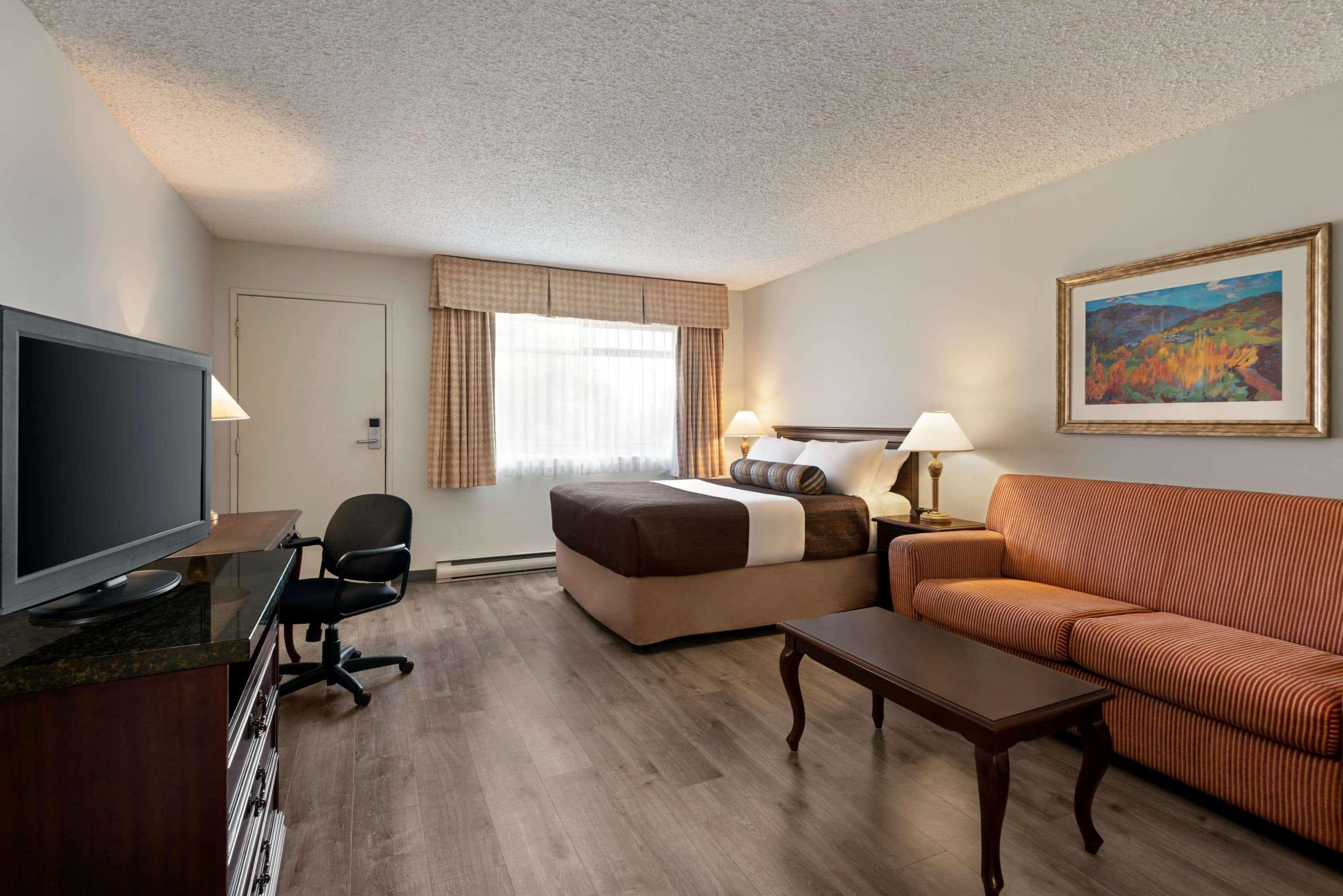 Travelodge By Wyndham Abbotsford Bakerview Extérieur photo