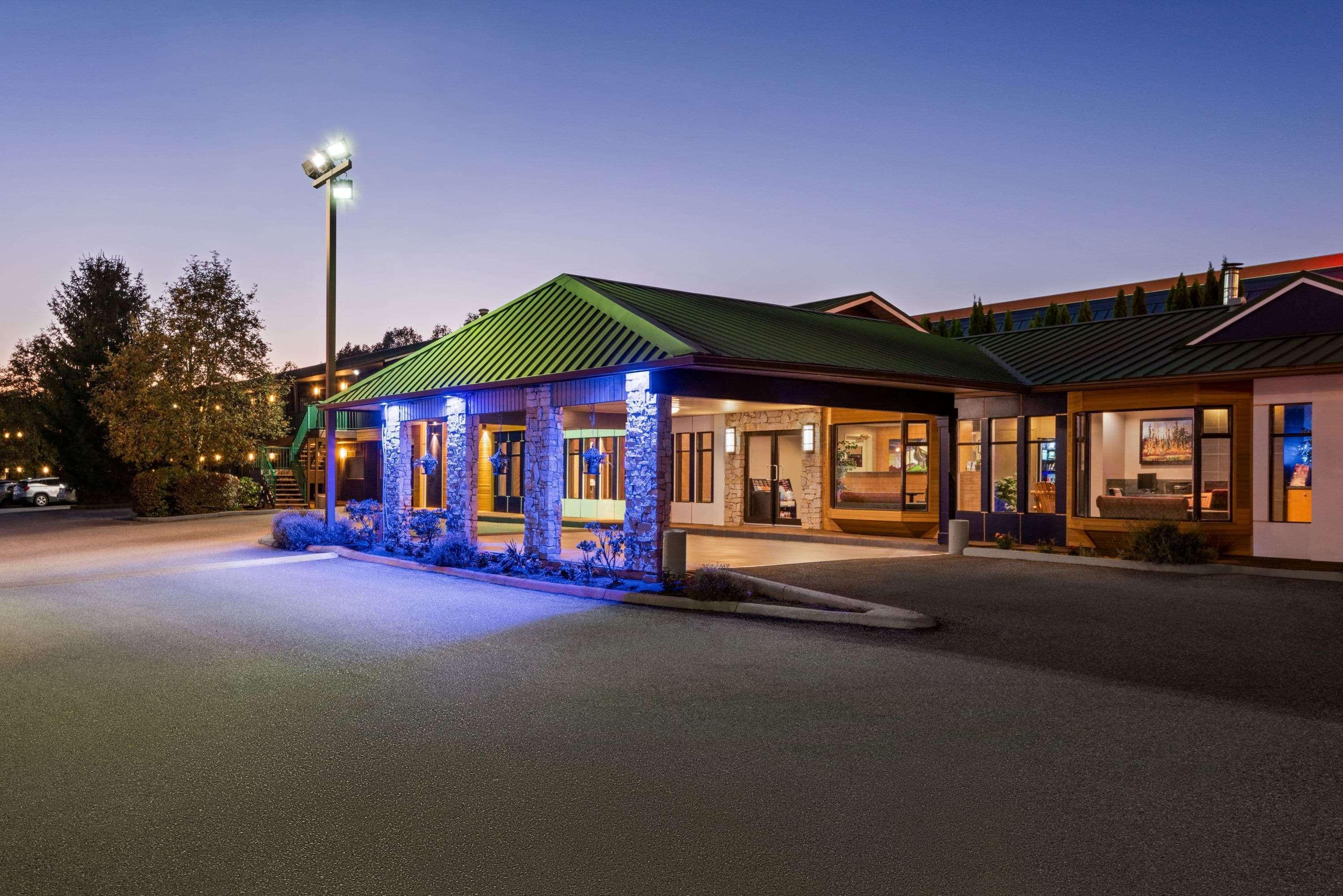 Travelodge By Wyndham Abbotsford Bakerview Extérieur photo