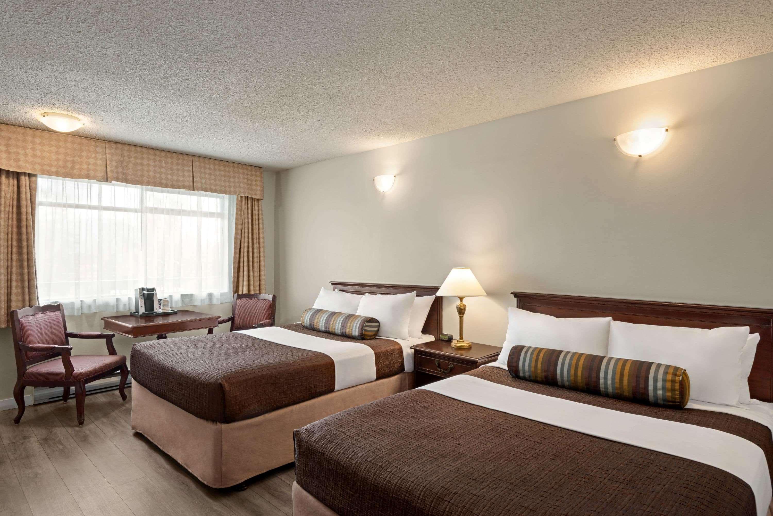 Travelodge By Wyndham Abbotsford Bakerview Extérieur photo