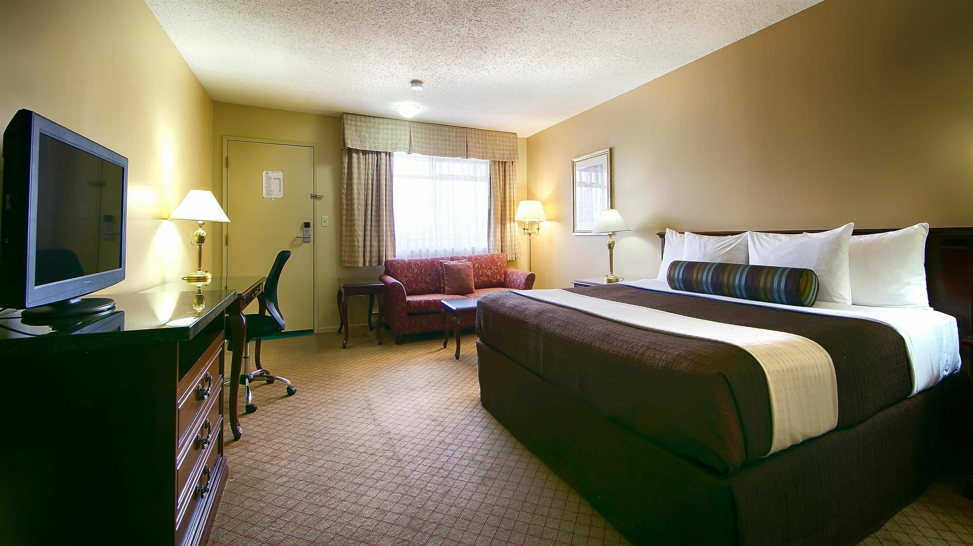 Travelodge By Wyndham Abbotsford Bakerview Extérieur photo