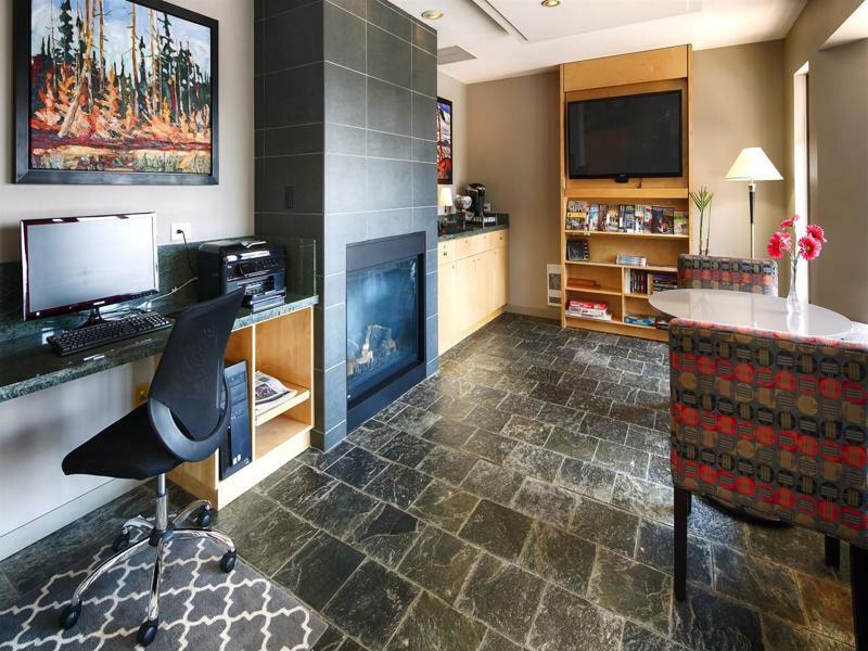 Travelodge By Wyndham Abbotsford Bakerview Extérieur photo