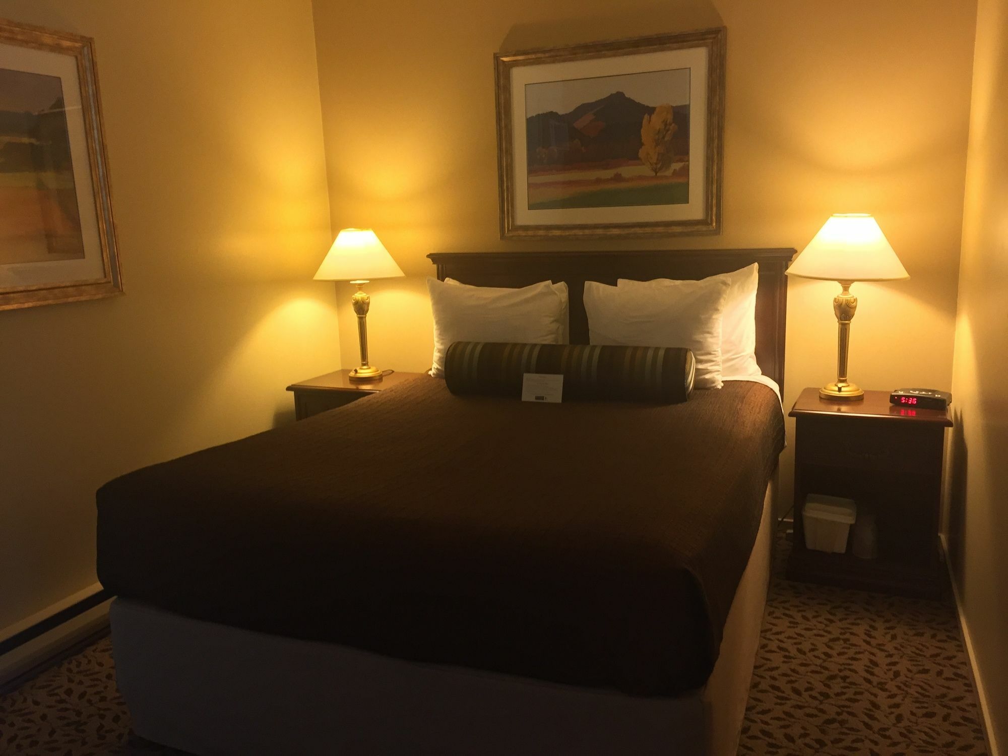 Travelodge By Wyndham Abbotsford Bakerview Extérieur photo